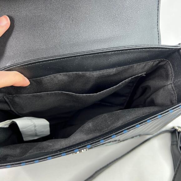 Loungefly Hot Topic Hitchhiking Ghost Crossbody Bag - Picture 7 of 10